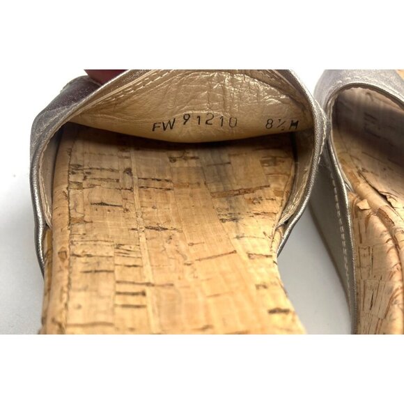 Stuart Weitzman Metallic Leather Wedge Sandals Slides Ladies Size 8.5M Cork - Picture 10 of 10